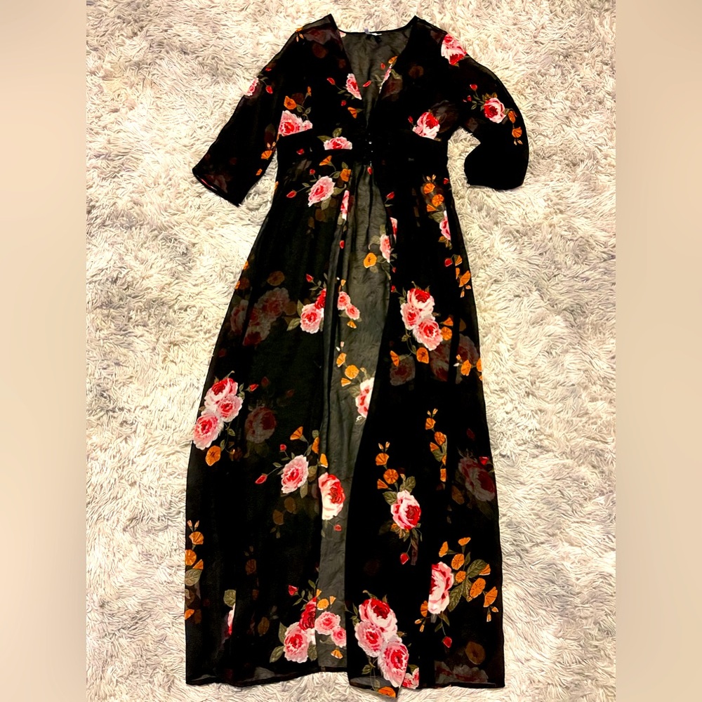 Live for Truth, Long Sleeve black flowered Chiffon Cover up
